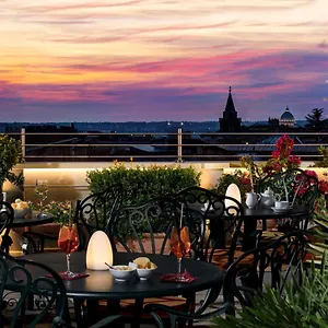 Marcella Royal - Rooftop Garden **** Рим
