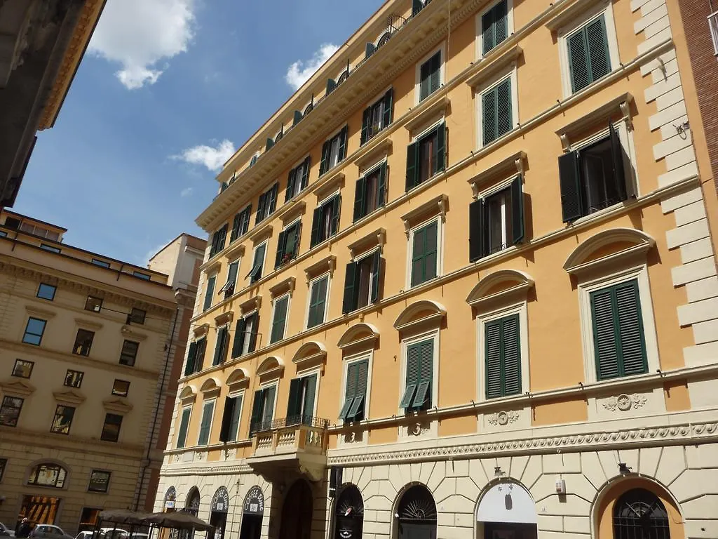 Nice Rome Holiday 4*,